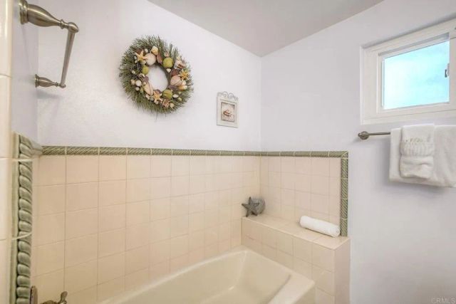 1409 S Pacific Street, Oceanside, CA 92054