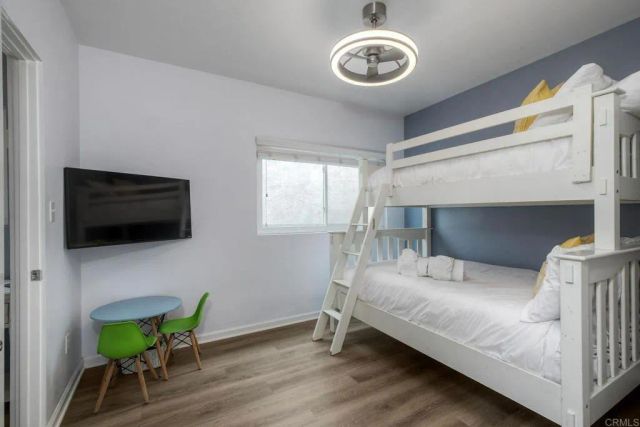 1409 S Pacific Street, Oceanside, CA 92054