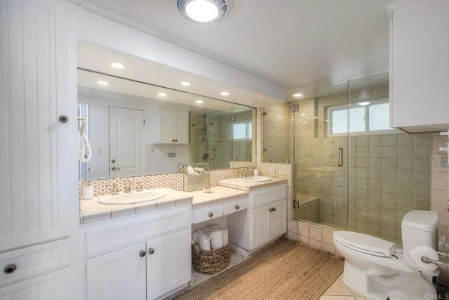 1409 S Pacific Street, Oceanside, CA 92054