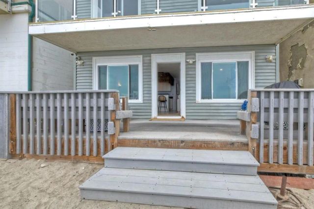 1409 S Pacific Street, Oceanside, CA 92054