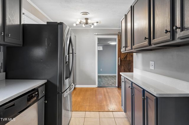 3648 Crest Road, Kingsport, TN 37664