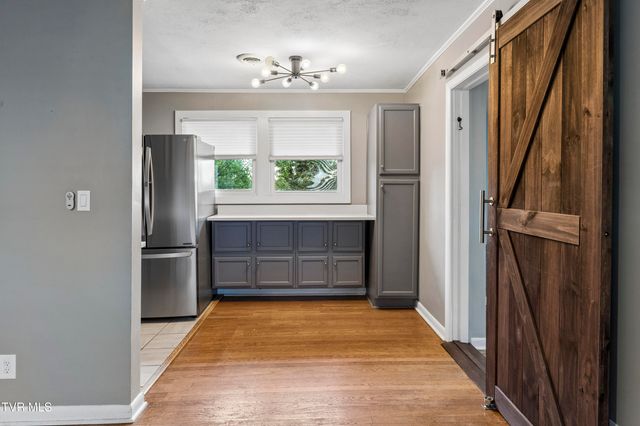 3648 Crest Road, Kingsport, TN 37664