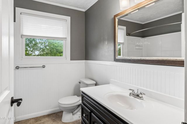 3648 Crest Road, Kingsport, TN 37664