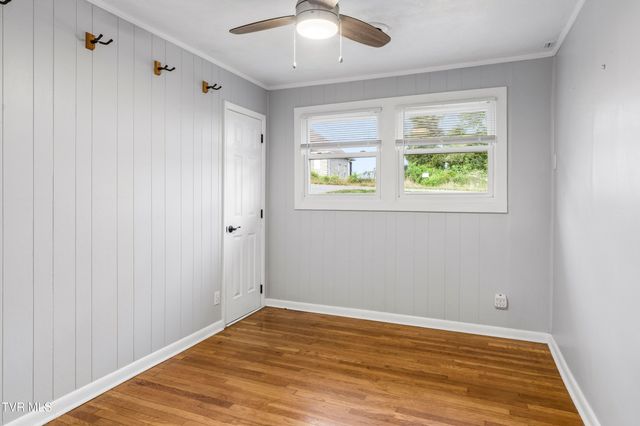 3648 Crest Road, Kingsport, TN 37664