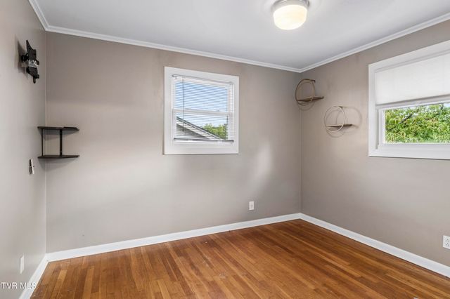 3648 Crest Road, Kingsport, TN 37664