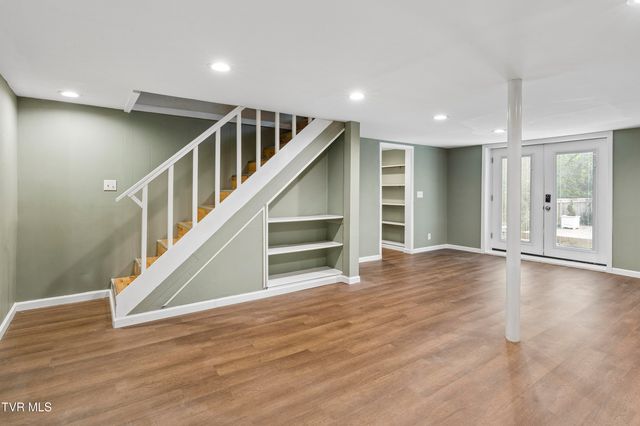 3648 Crest Road, Kingsport, TN 37664