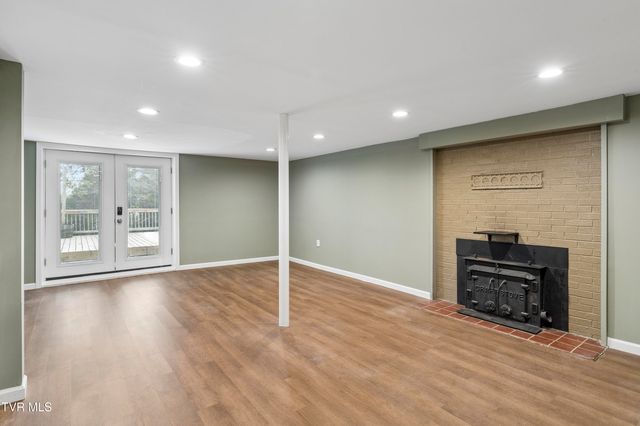 3648 Crest Road, Kingsport, TN 37664
