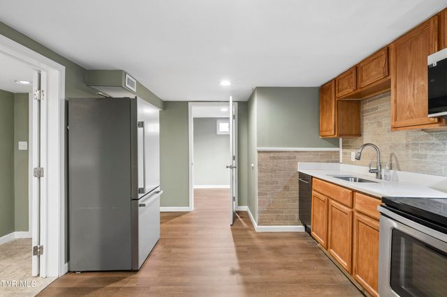 3648 Crest Road, Kingsport, TN 37664