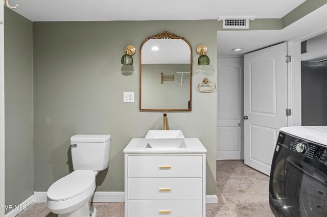 3648 Crest Road, Kingsport, TN 37664