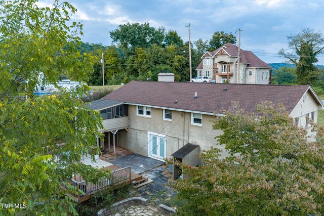3648 Crest Road, Kingsport, TN 37664