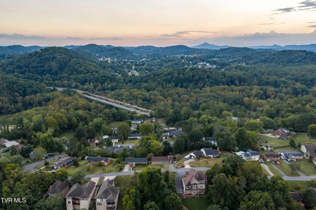 3648 Crest Road, Kingsport, TN 37664