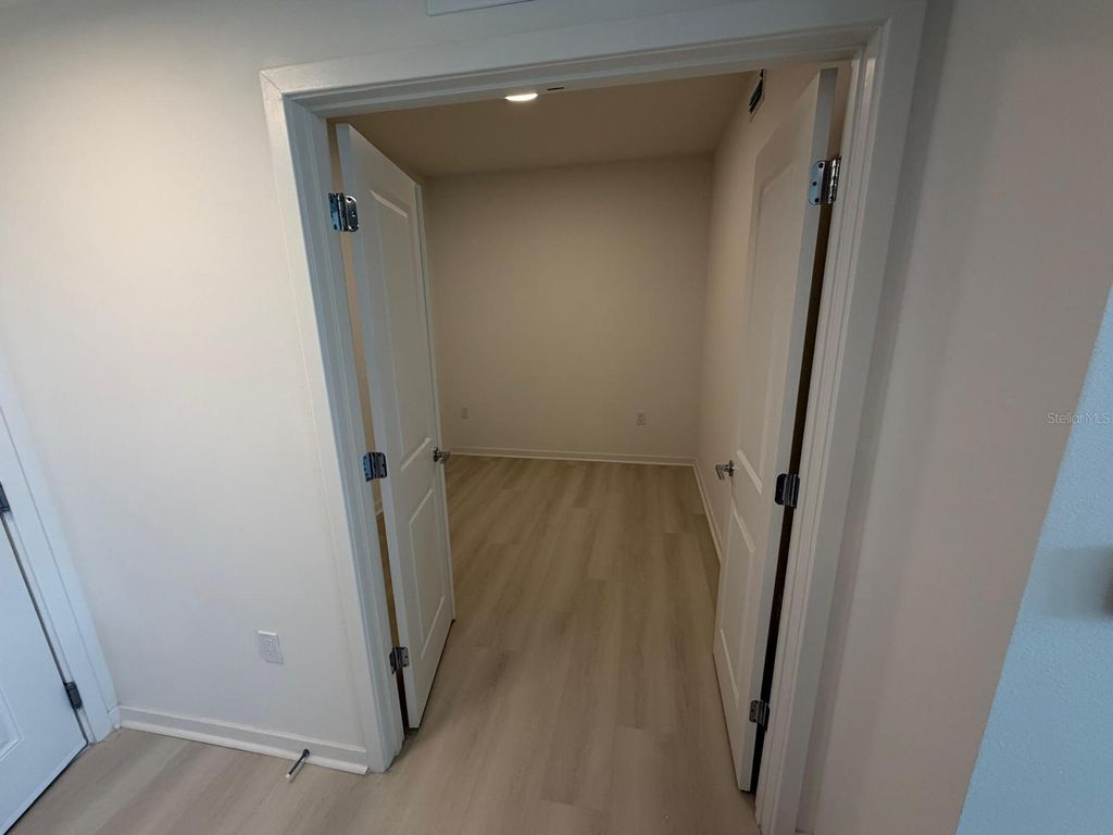 Image 6 of property listing at 5587 MILLENIA PARK BOULEVARD 222, Orlando, FL 32839