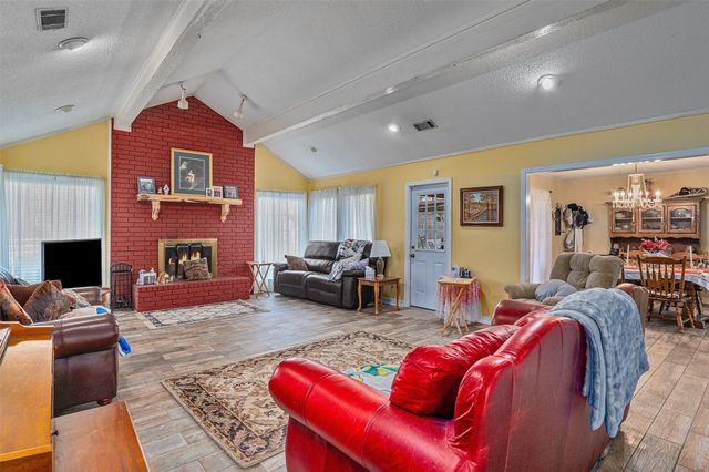 7327 S Lakeshore Drive, Shreveport, LA 71119