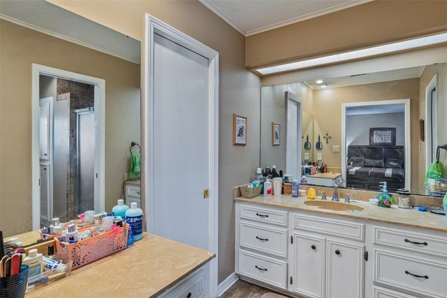 7327 S Lakeshore Drive, Shreveport, LA 71119