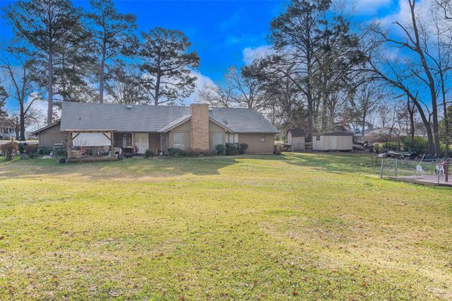 7327 S Lakeshore Drive, Shreveport, LA 71119