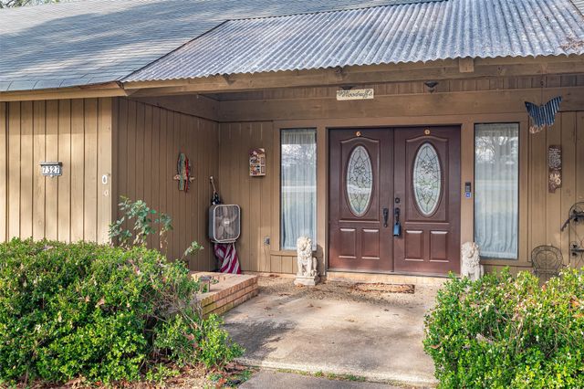 7327 S Lakeshore Drive, Shreveport, LA 71119