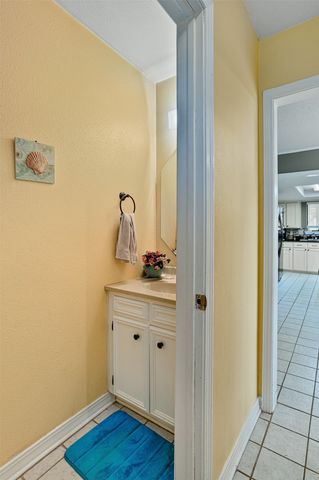 7327 S Lakeshore Drive, Shreveport, LA 71119