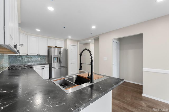 24790 Ashley Court, Redford Charter Township, MI 48239