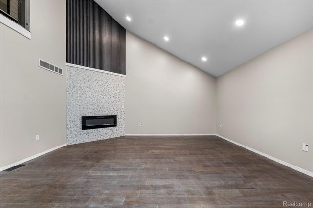 24790 Ashley Court, Redford Charter Township, MI 48239