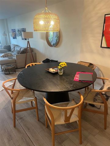 10101 E Bay Harbor Dr 206, Bay Harbor Islands, FL 33154