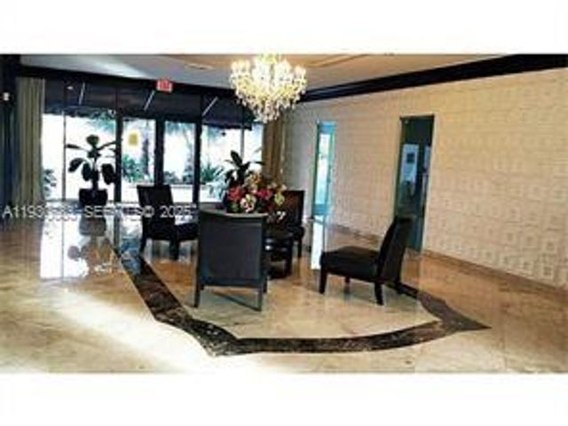 10101 E Bay Harbor Dr 206, Bay Harbor Islands, FL 33154