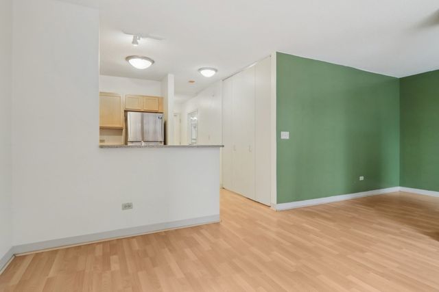 222 N Columbus Drive 711, Chicago, IL 60601