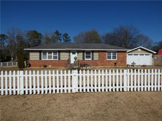 154 Jule Peek Avenue, Cedartown, GA 30125
