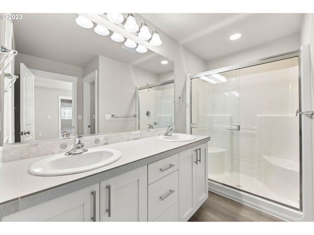 3198 S Kodiak St Lot 820, Cornelius, OR 97113