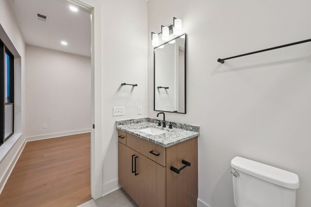 2867 Kobuk Drive, 402, Columbus, OH 43228