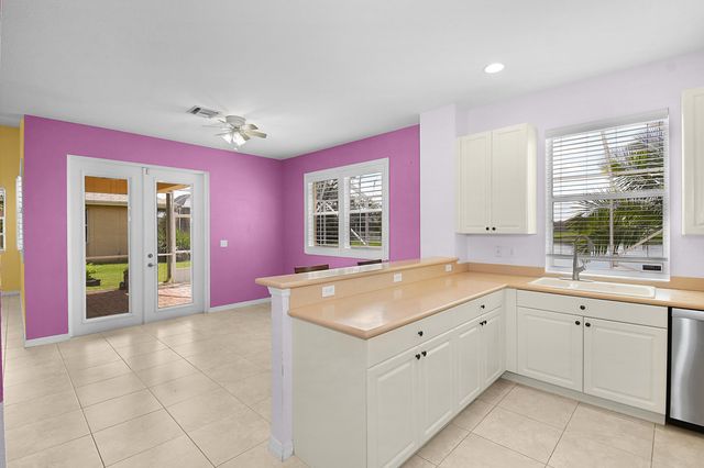 9902 E Verona Circle Circle, Vero Beach, FL 32966