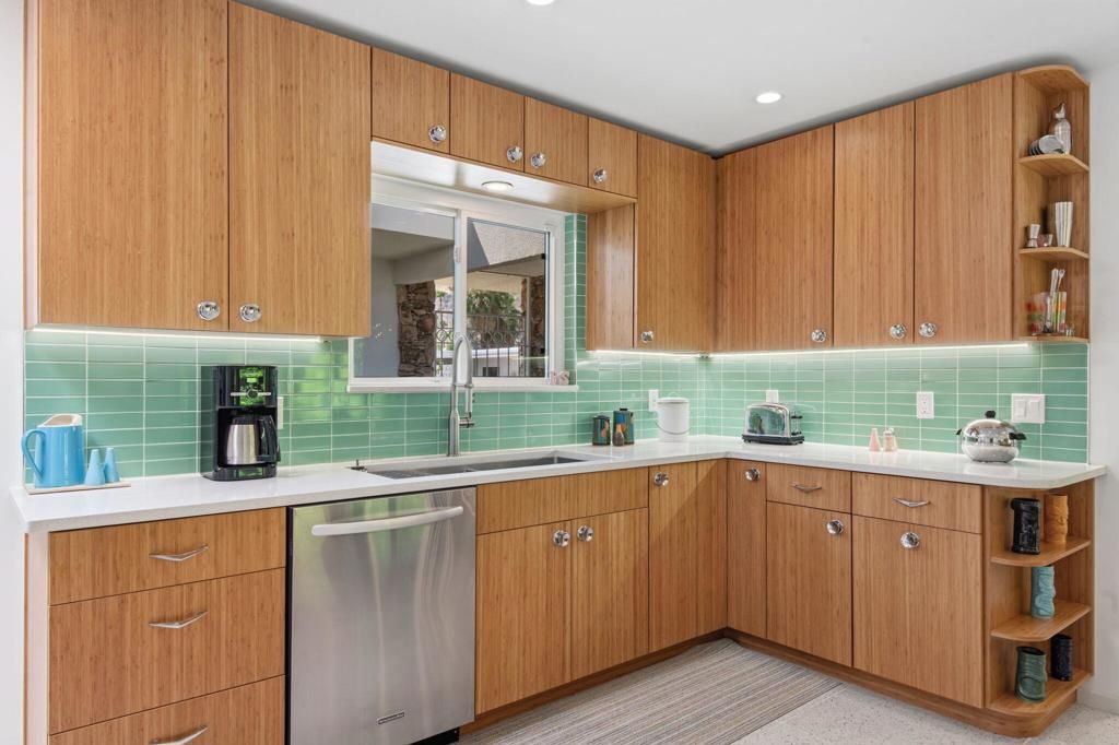 Image 16 of property listing at 1453 Plato Circle, Palm Springs, CA 92264