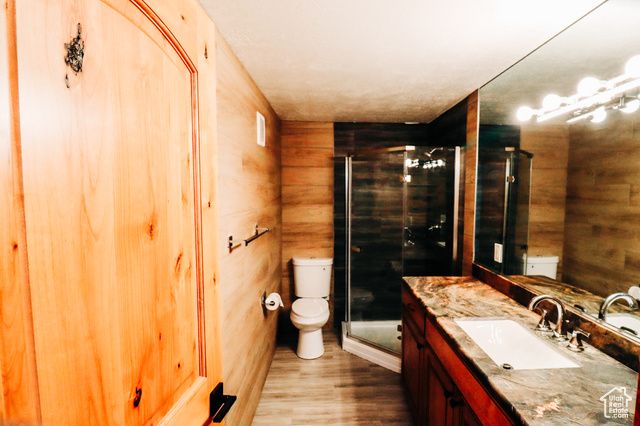 985 N RUSSELL RD, Hatch, UT 84735