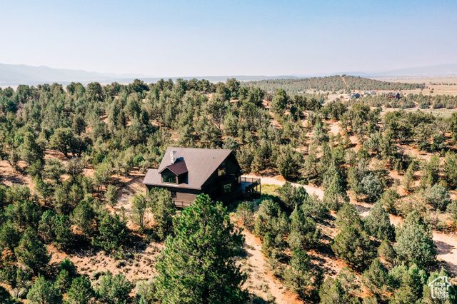 985 N RUSSELL RD, Hatch, UT 84735