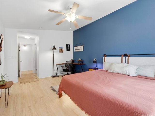 94-752 Lumiauau Street Z2, Waipahu, HI 96797