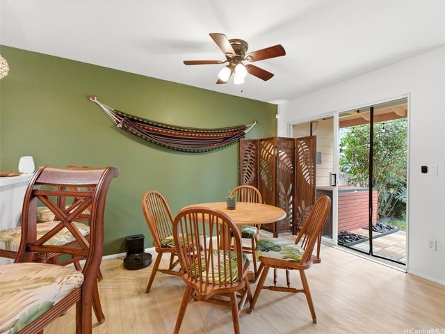94-752 Lumiauau Street Z2, Waipahu, HI 96797