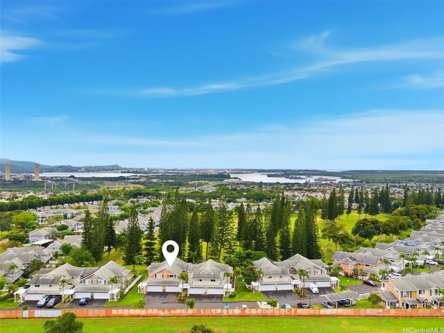 94-752 Lumiauau Street Z2, Waipahu, HI 96797