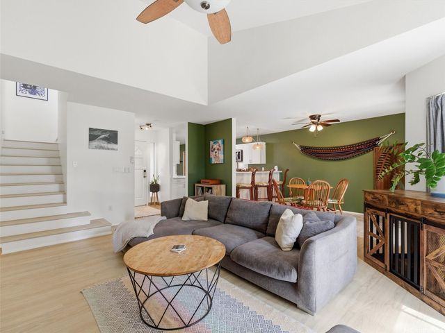 94-752 Lumiauau Street Z2, Waipahu, HI 96797