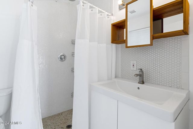 4222 E Indianola Avenue, Phoenix, AZ 85018