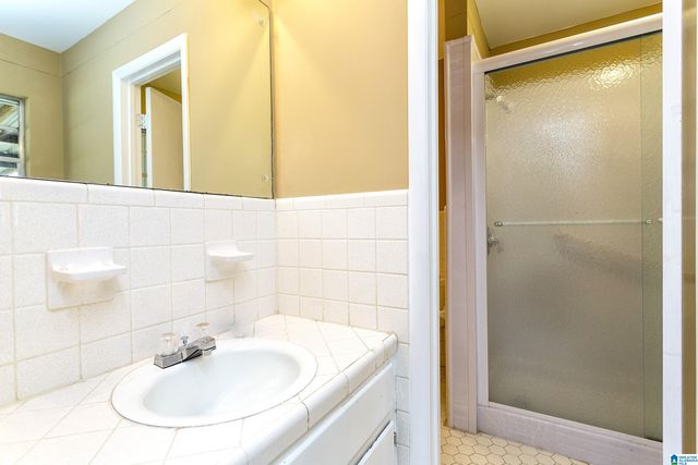 236 CLIFTON STREET, Bessemer, AL 35020