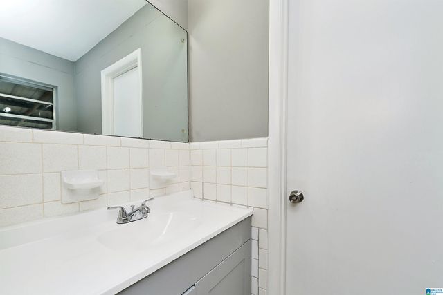 236 CLIFTON STREET, Bessemer, AL 35020