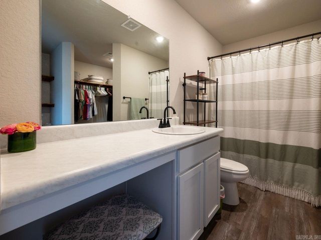 35 Swayze Rhys Lane, Cabot, AR 72023
