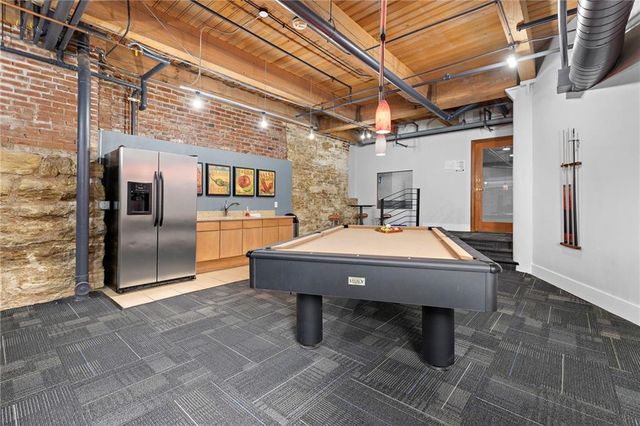308 W 8th Street 303, Kansas City, MO 64105