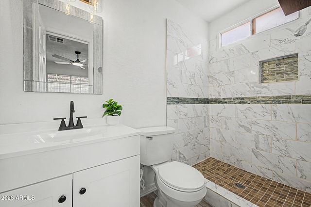 2025 W MOBILE Lane, Phoenix, AZ 85041
