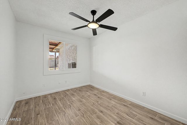 2025 W MOBILE Lane, Phoenix, AZ 85041