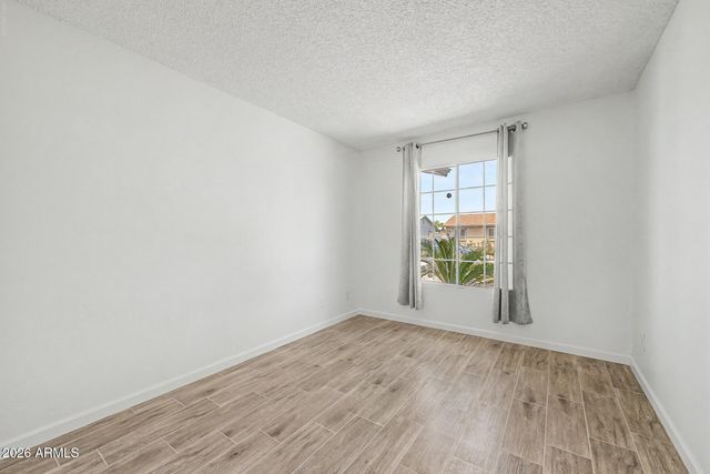 2025 W MOBILE Lane, Phoenix, AZ 85041