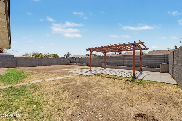 2025 W MOBILE Lane, Phoenix, AZ 85041