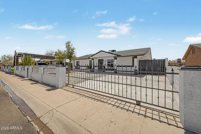 2025 W MOBILE Lane, Phoenix, AZ 85041