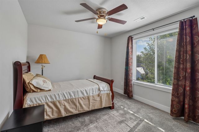 1600 E 18th Street, Norwalk, IA 50211
