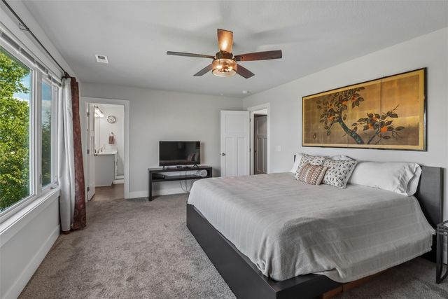 1600 E 18th Street, Norwalk, IA 50211