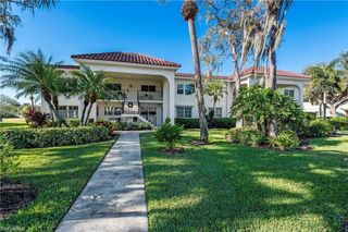 1055 Forest Lakes DR # E209, Naples, FL 34105